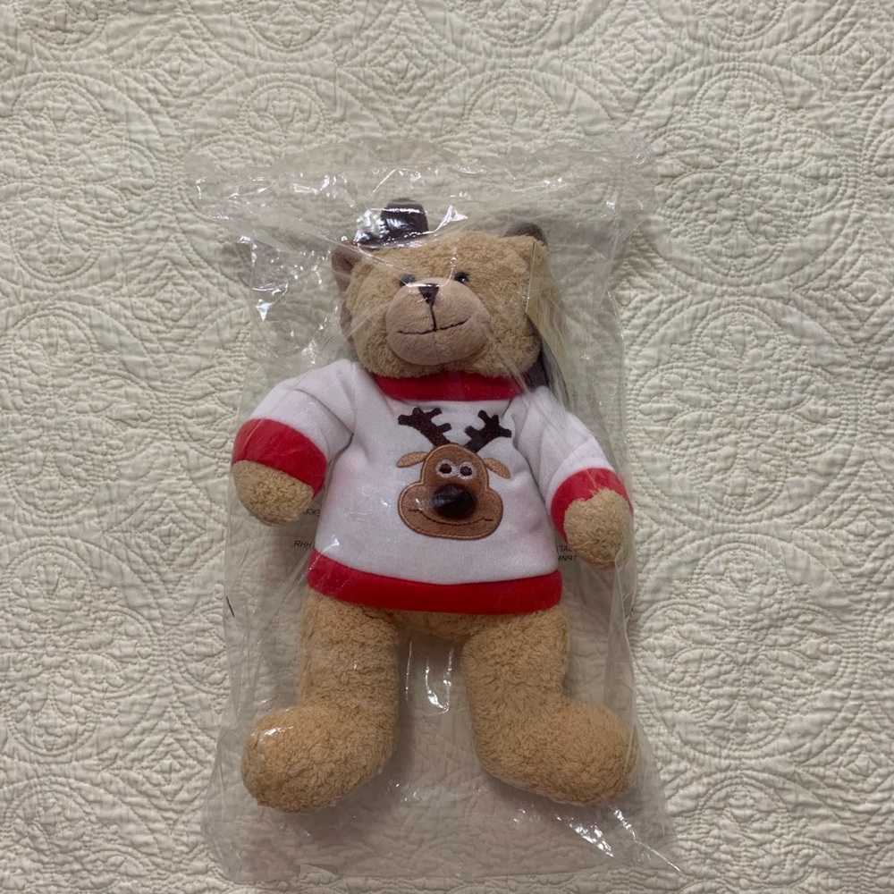 Plush bear toy for kids nwt